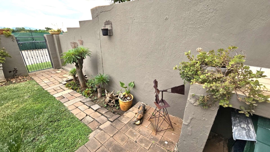 2 Bedroom Property for Sale in Melodie North West